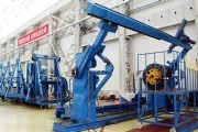Horizontal-winding-equipment